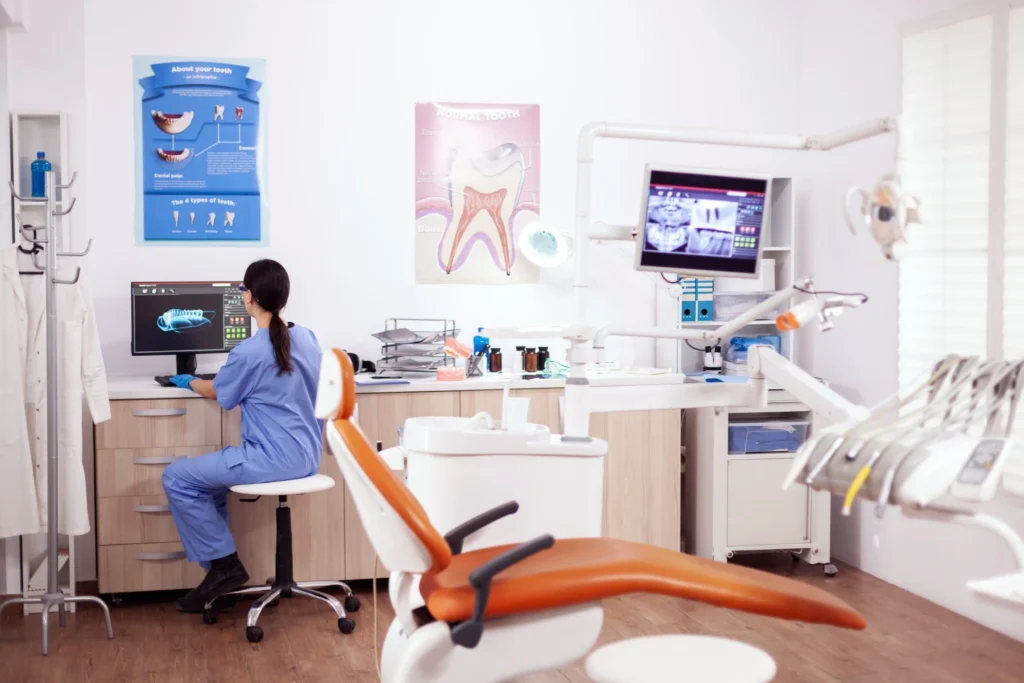 Dental office with digital smile design software on screen, showcasing modern cosmetic dentistry in Fresno